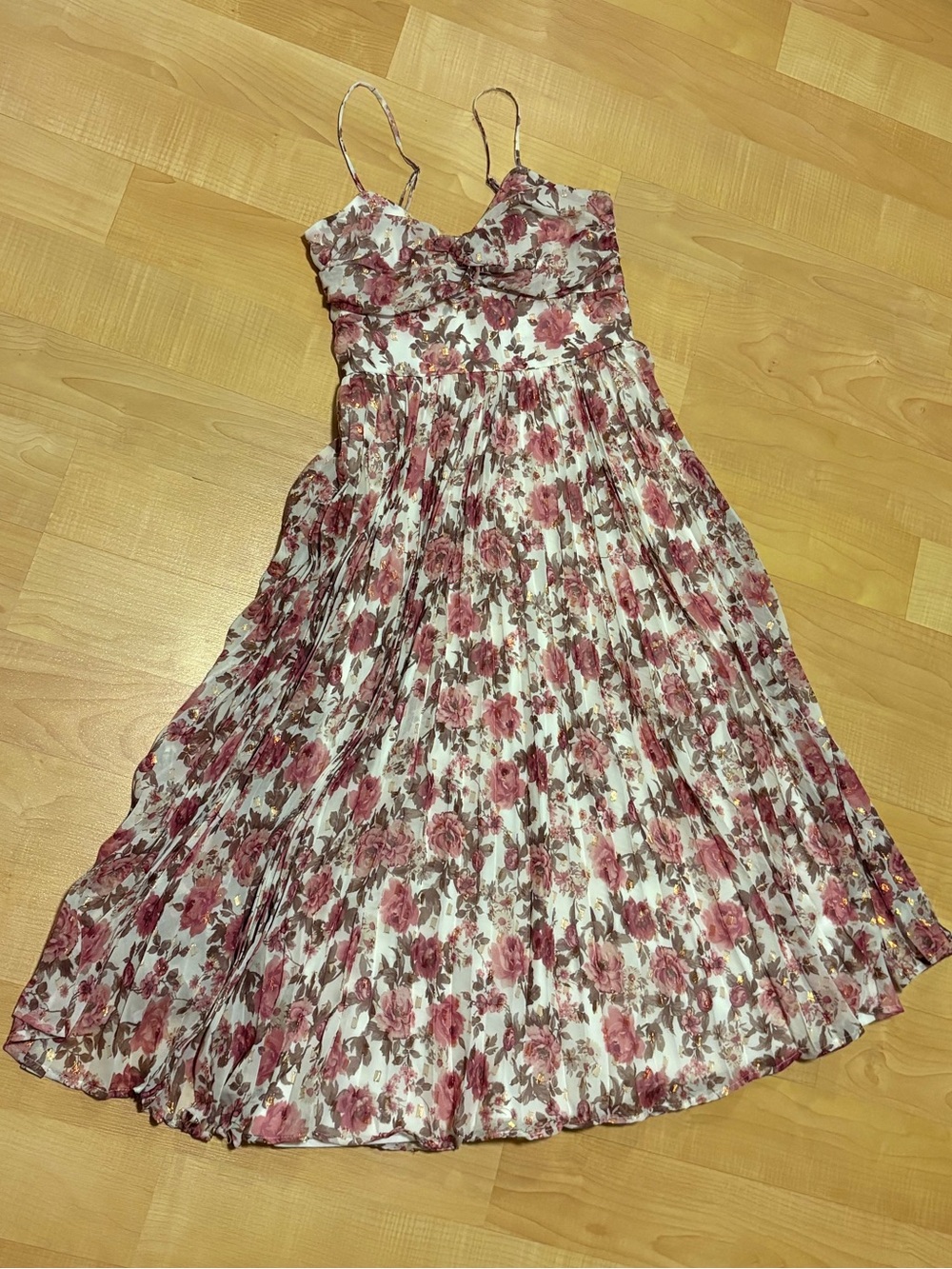 miami for Francesca’s Pleated Floral Spaghetti-Strap Maxi Dress